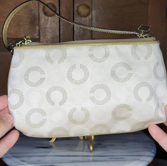 Coach Cream and Gold Clutch - Picture 12 of 13